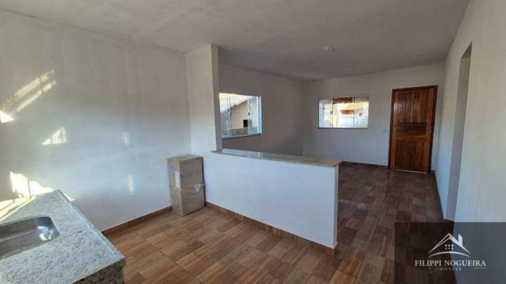Conheça Vende-se Casa Moderna com 2 Quartos, Suíte e Quintal Independente a 1,5 km do Centro - FNCA20001 - 10 10
