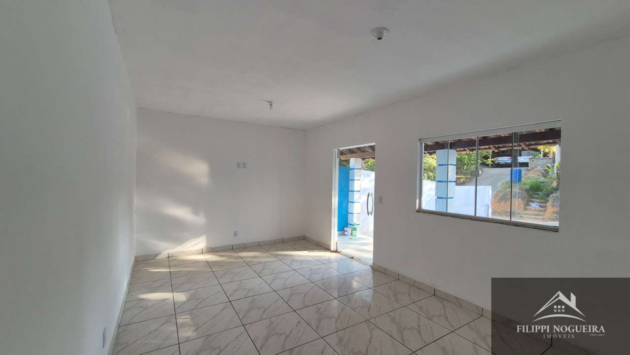 Conheça Vende-se casa com 3 quartos, sendo uma suíte, com vista para as montanhas. - FNCA30002 - 6 6