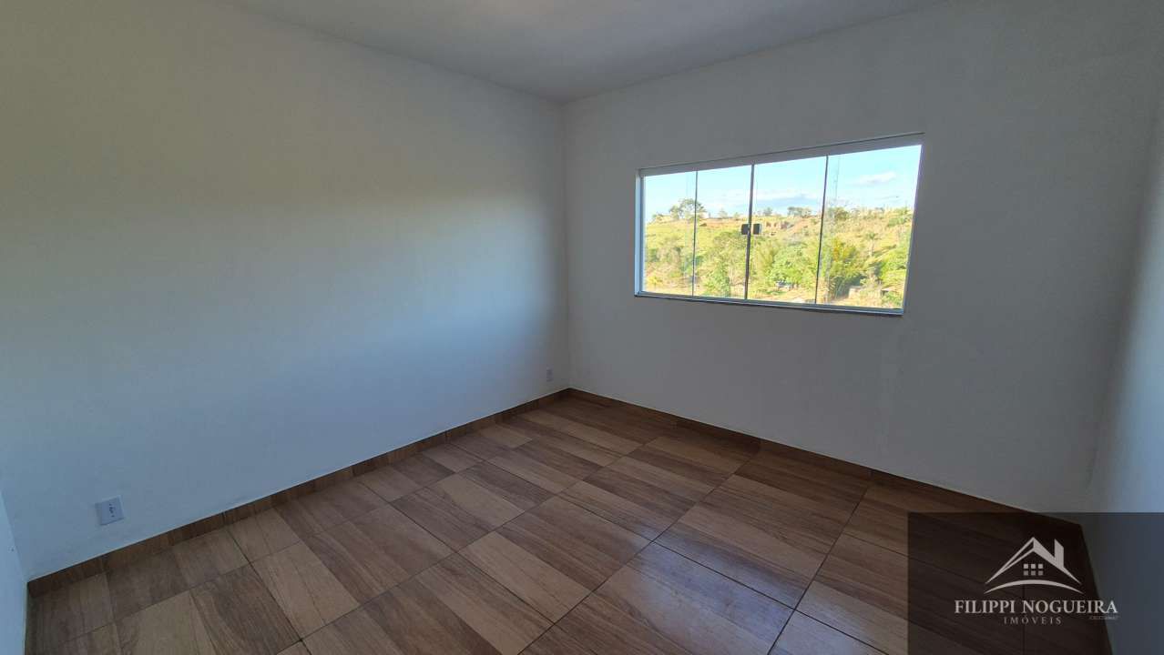 Conheça Vende-se casa com 3 quartos, sendo uma suíte, com vista para as montanhas. - FNCA30002 - 16 16