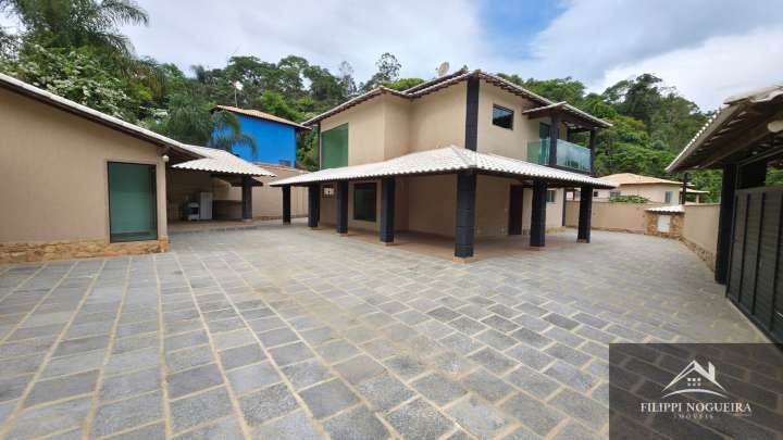 Conheça Vende-se excelente casa com 3 quartos, sendo uma suíte master com hidromassagem e área gourmet - FNCA30006 - 1 1