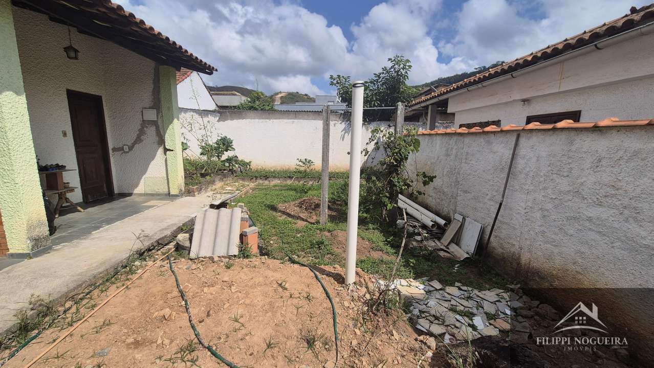 Conheça Vende-se casa linear composta por 3 quartos, espaço gourmet e 140m² de área construída. - csca470 - 18 18
