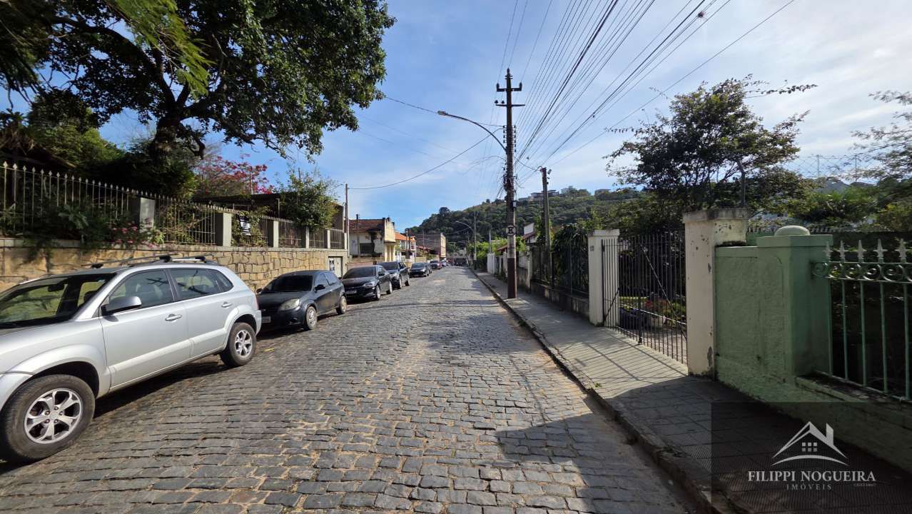 Conheça Oportunidade! Área comercial com 1.275 m² e saída para duas ruas no Centro de Miguel Pereira. - FNCA60002 - 2 2