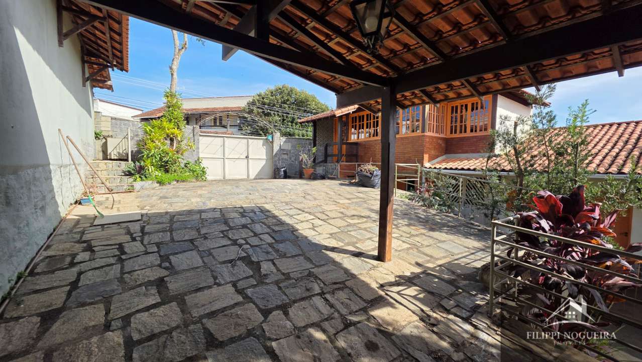 Conheça Oportunidade! Área comercial com 1.275 m² e saída para duas ruas no Centro de Miguel Pereira. - FNCA60002 - 13 13