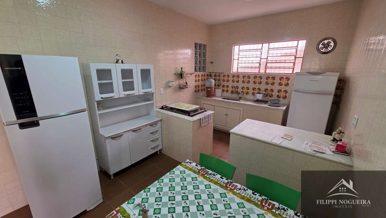 Conheça Oportunidade! Área comercial com 1.275 m² e saída para duas ruas no Centro de Miguel Pereira. - FNCA60002 - 19 19
