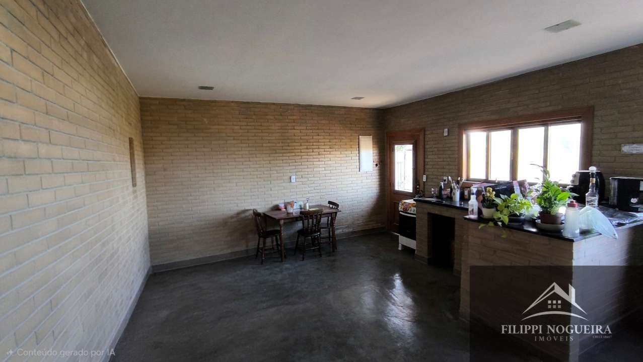 Conheça Casa moderna com 4 quartos, sendo uma suíte, lareira e energia Solar em Miguel Pereira. - FNCA40006 - 9 9
