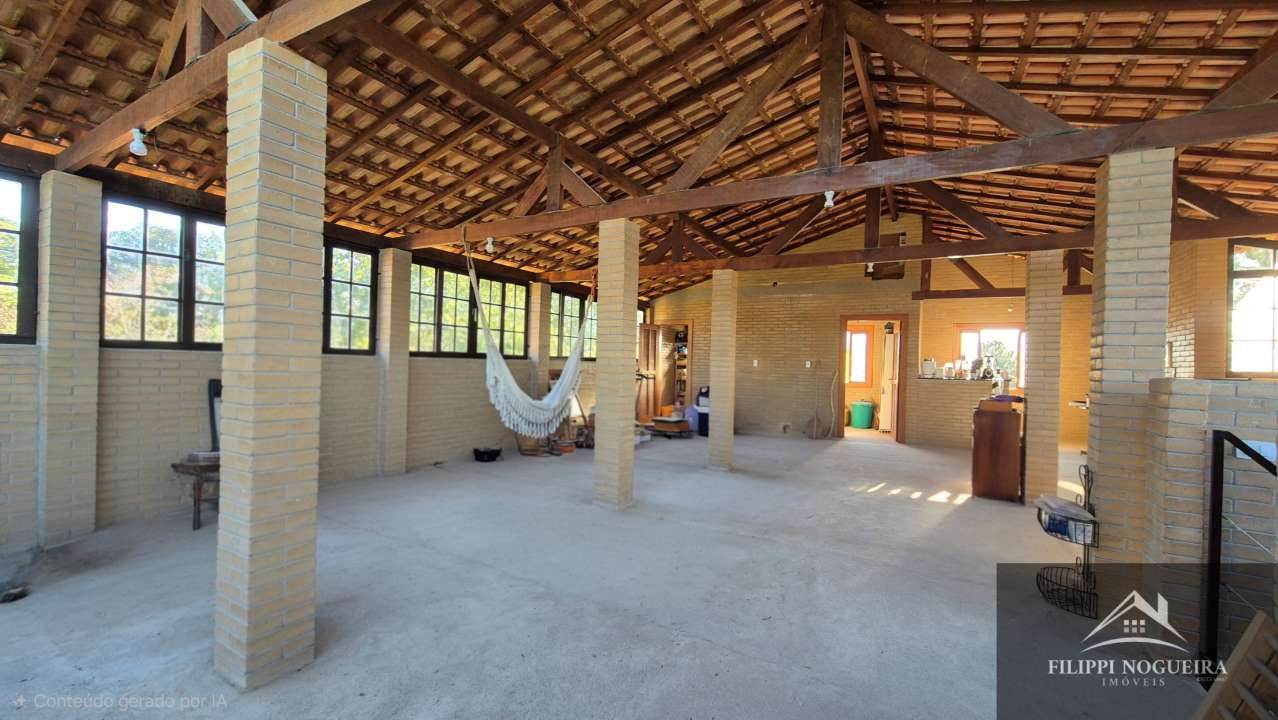Conheça Casa moderna com 4 quartos, sendo uma suíte, lareira e energia Solar em Miguel Pereira. - FNCA40006 - 19 19