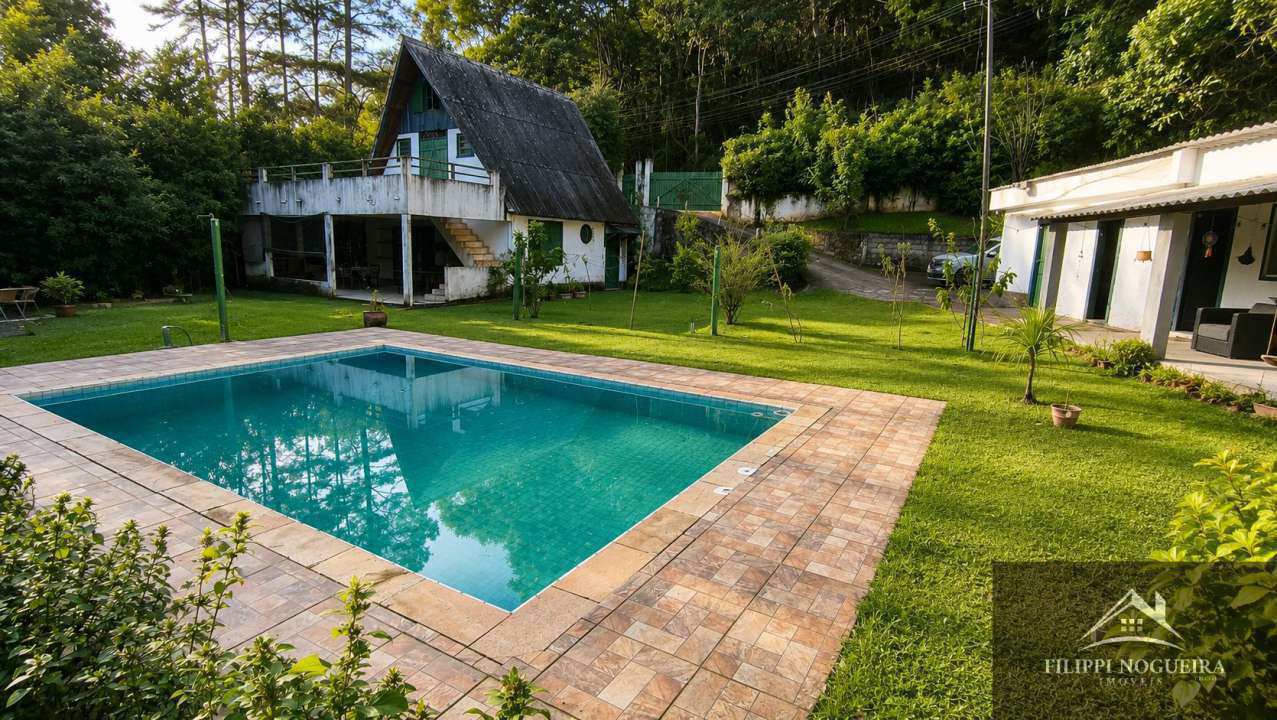 Conheça Chalé com piscina, área gourmet, kitnet e duas suítes externas em terreno de 1.450 m² em Miguel Pereira. - FNCA50003 - 1 1