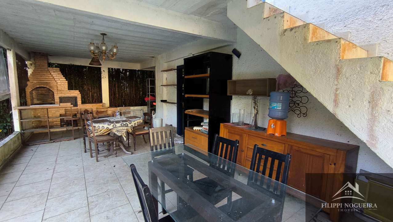 Conheça Chalé com piscina, área gourmet, kitnet e duas suítes externas em terreno de 1.450 m² em Miguel Pereira. - FNCA50003 - 19 19