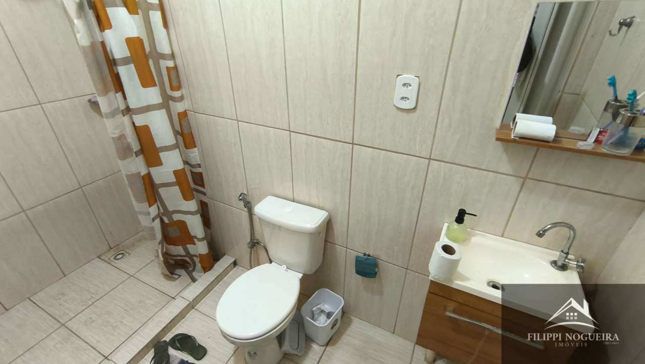 Conheça Chalé com piscina, área gourmet, kitnet e duas suítes externas em terreno de 1.450 m² em Miguel Pereira. - FNCA50003 - 26 26