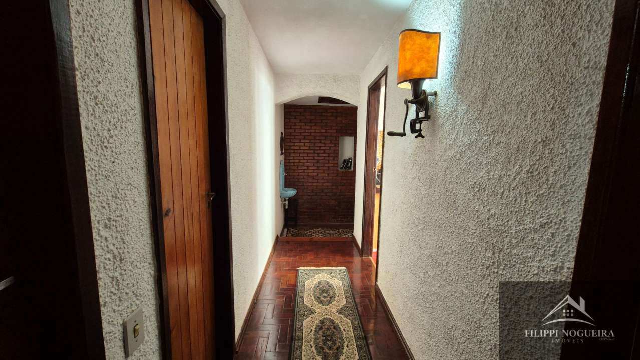 Conheça Propriedade maravilhosa com piscina, 5 quartos, sendo uma suíte, apartamento independente e um área total com 2.600m² em Miguel Pereira. - casa980javary - 10 10