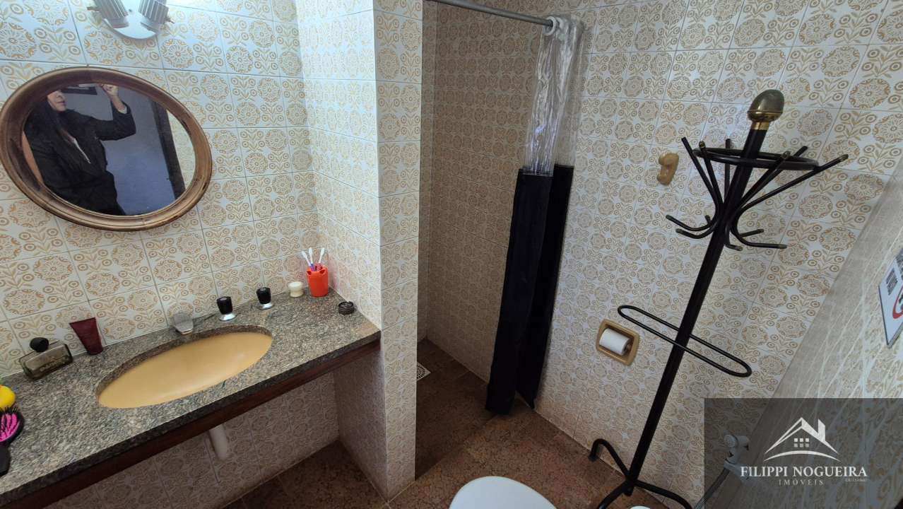 Conheça Propriedade maravilhosa com piscina, 5 quartos, sendo uma suíte, apartamento independente e um área total com 2.600m² em Miguel Pereira. - casa980javary - 12 12