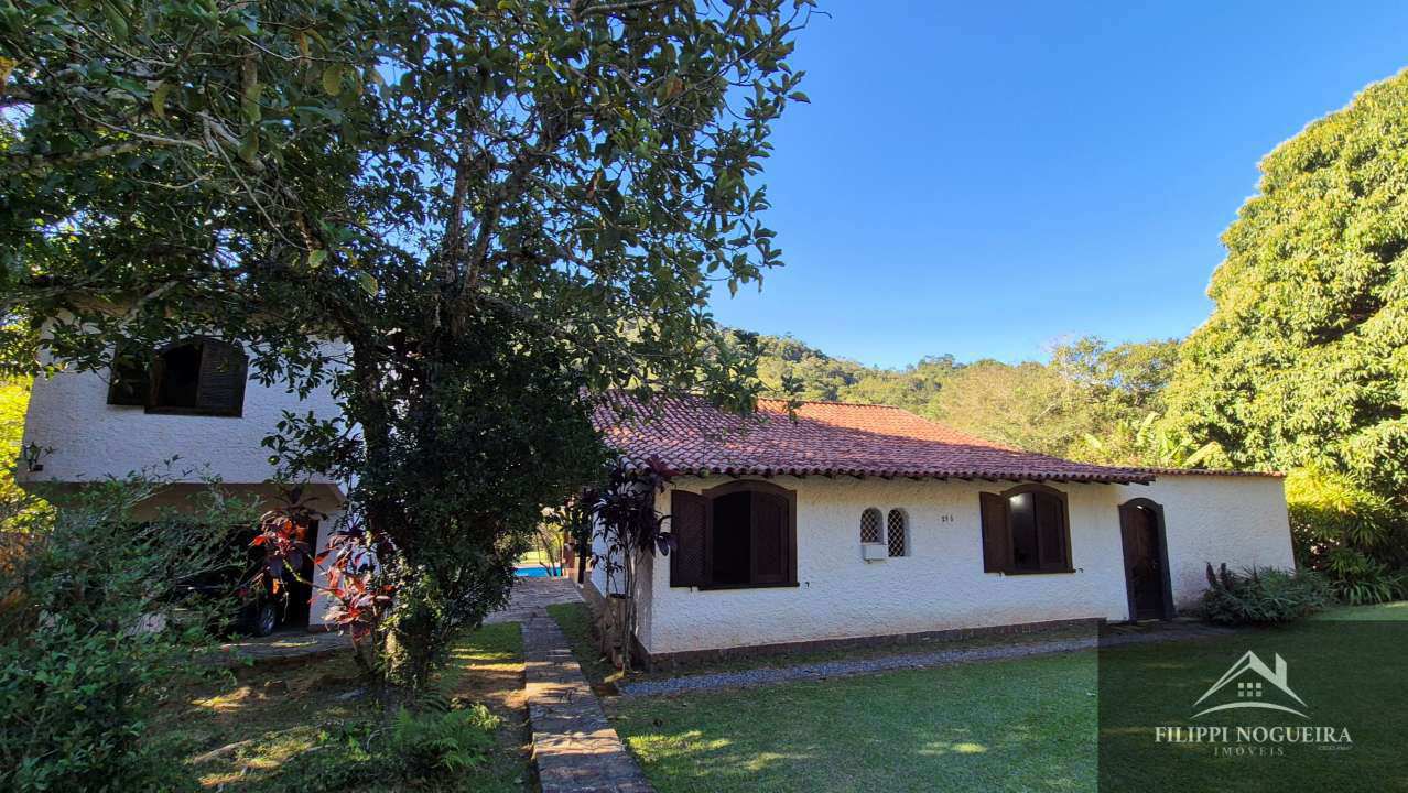 Conheça Propriedade maravilhosa com piscina, 5 quartos, sendo uma suíte, apartamento independente e um área total com 2.600m² em Miguel Pereira. - casa980javary - 18 18