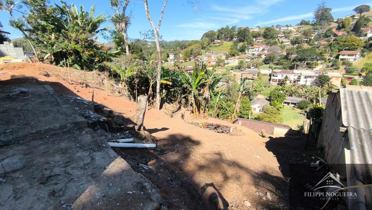 Conheça Casa com 2 quartos, sendo uma suíte, em um área total de 657,39m² em Miguel Pereira. - FNCA20012 - 24 24