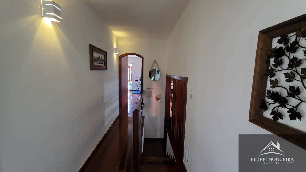 Conheça Belíssima residência de alto padrão com 6 quartos, sendo 3 suítes, sauna, área gourmet completa em um bairro nobre de Miguel Pereira. - casavillage2100 - 24 24
