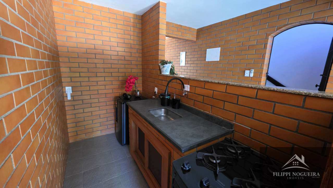 Conheça Belíssima residência de alto padrão com 6 quartos, sendo 3 suítes, sauna, área gourmet completa em um bairro nobre de Miguel Pereira. - casavillage2100 - 35 35
