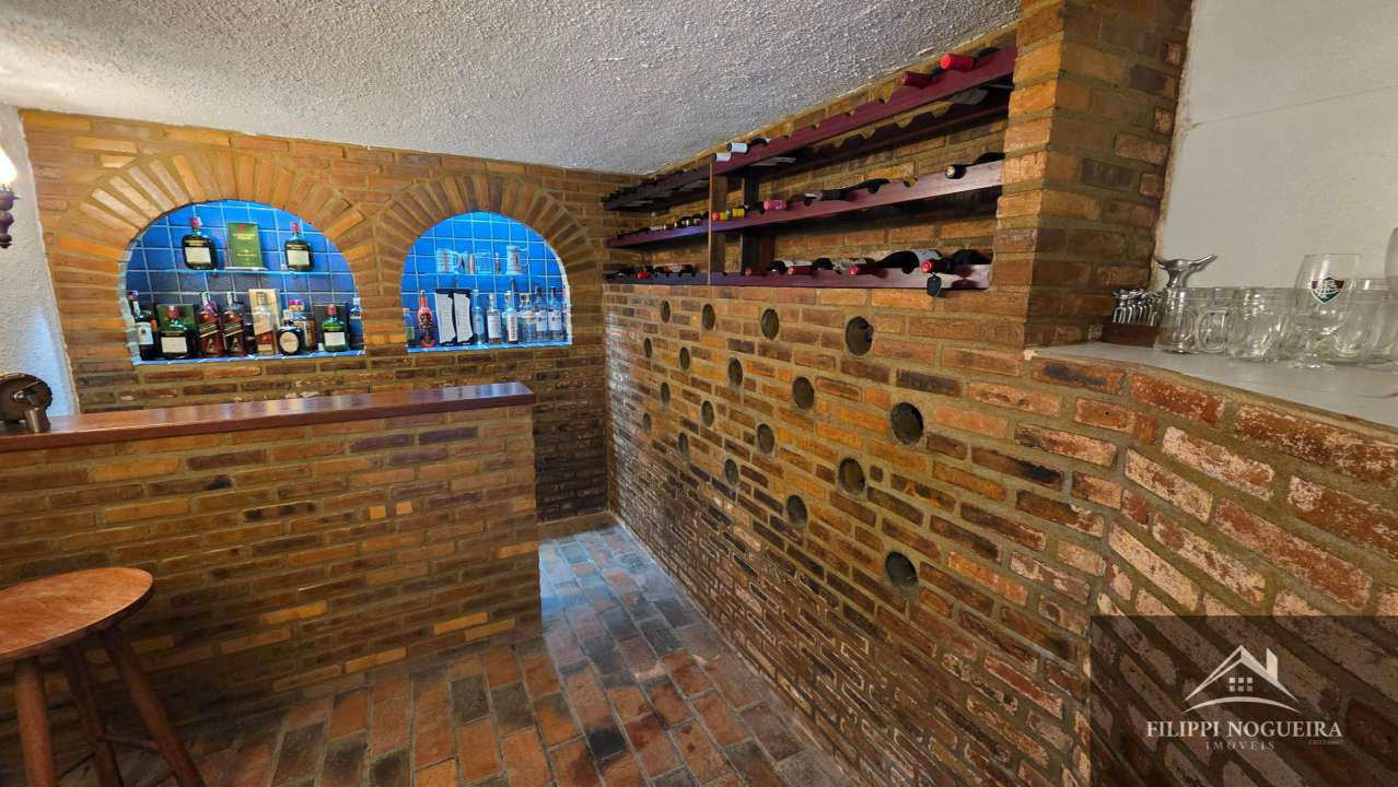 Conheça Belíssima residência de alto padrão com 6 quartos, sendo 3 suítes, sauna, área gourmet completa em um bairro nobre de Miguel Pereira. - casavillage2100 - 38 38