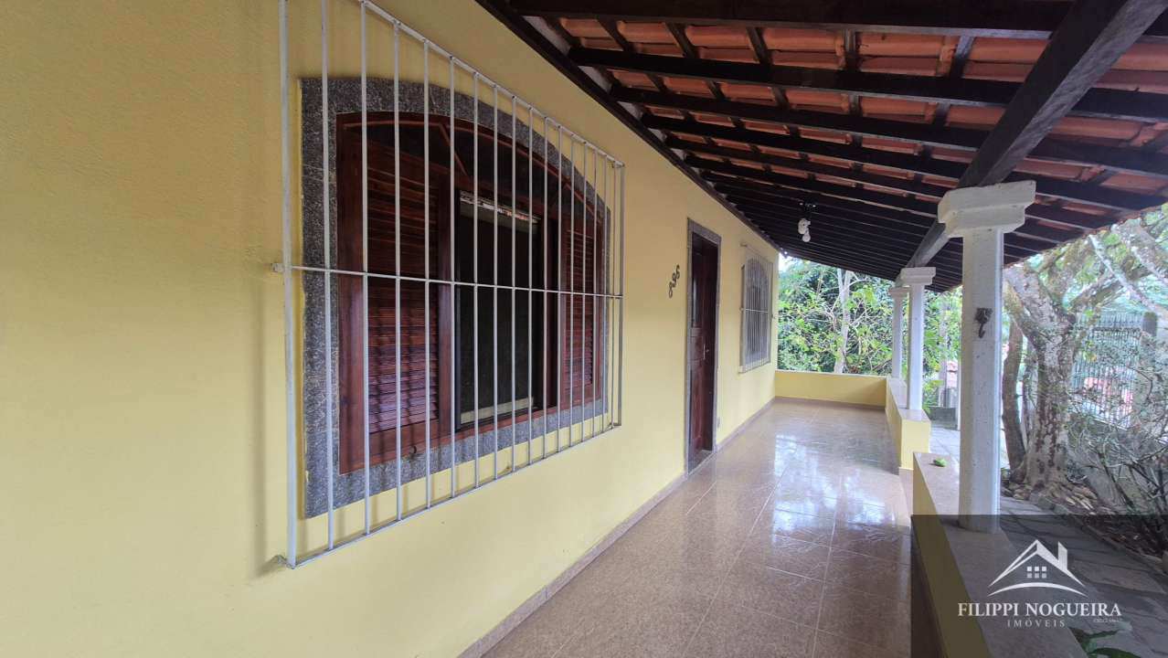 Conheça Excelente oportunidade! Casa com 2 quartos, sendo uma suíte, área gourmet e amplo terreno de 855 m², totalmente aproveitável. - FNCA20013 - 4 4