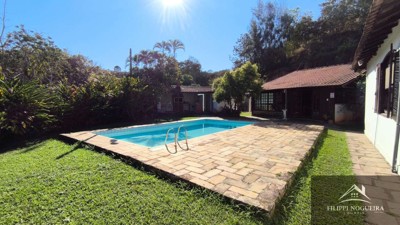 Conheça Excelente sítio com casa sede, lagos, piscina, casa de hóspedes, pomar e uma área total com 76.882m² em Paty do Alferes. - sitiobelavista - 1 1