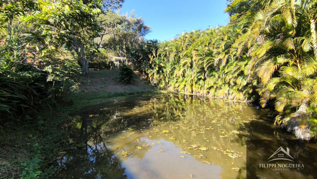 Conheça Excelente sítio com casa sede, lagos, piscina, casa de hóspedes, pomar e uma área total com 76.882m² em Paty do Alferes. - sitiobelavista - 9 9