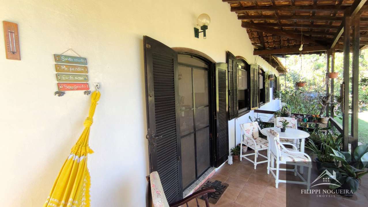 Conheça Excelente sítio com casa sede, lagos, piscina, casa de hóspedes, pomar e uma área total com 76.882m² em Paty do Alferes. - sitiobelavista - 11 11