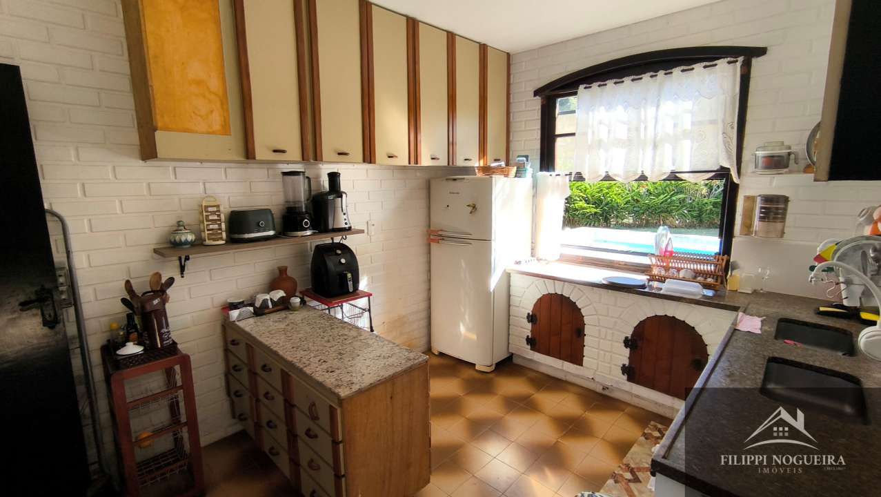 Conheça Excelente sítio com casa sede, lagos, piscina, casa de hóspedes, pomar e uma área total com 76.882m² em Paty do Alferes. - sitiobelavista - 20 20