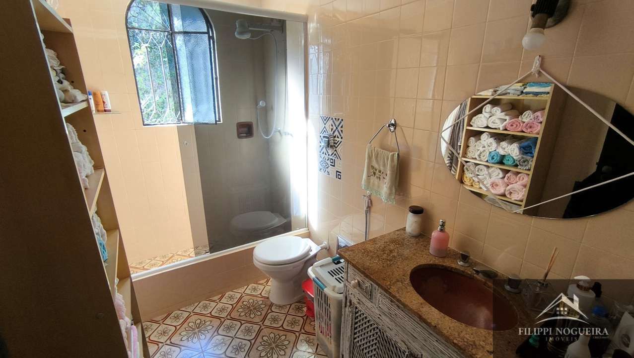 Conheça Excelente sítio com casa sede, lagos, piscina, casa de hóspedes, pomar e uma área total com 76.882m² em Paty do Alferes. - sitiobelavista - 27 27