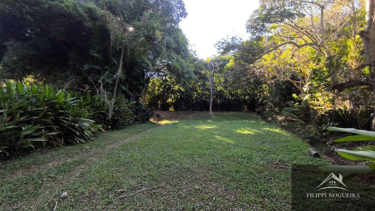 Conheça Excelente sítio com casa sede, lagos, piscina, casa de hóspedes, pomar e uma área total com 76.882m² em Paty do Alferes. - sitiobelavista - 52 52