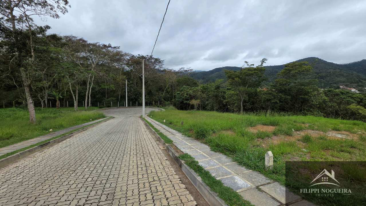 Conheça Excelente terreno, com uma vista deslumbrante para o verde, ótima vizinhança e apenas 4 minutos do Centro de Miguel Pereira. - FNTE00021 - 6 6