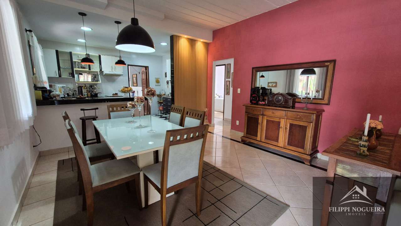 Conheça Oportunidade de locação em Conrado! Casa térrea de esquina, com 3 quartos, sendo uma suíte, piscina e área gourmet! - FNCA30011 - 13 13