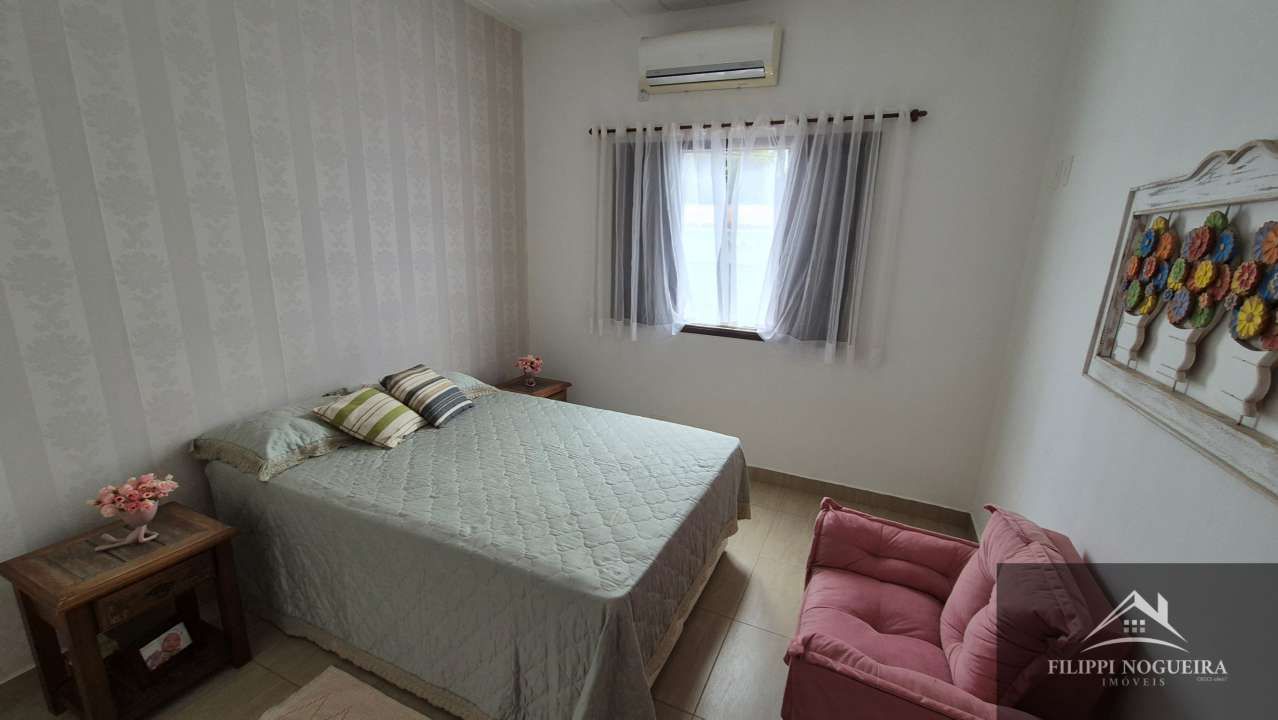 Conheça Oportunidade de locação em Conrado! Casa térrea de esquina, com 3 quartos, sendo uma suíte, piscina e área gourmet! - FNCA30011 - 23 23