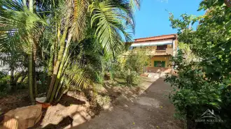 Vende-se imóvel em bairro nobre com 3 quartos, duas salas, piscina e churrasqueira. - csvls650 Vende-se imóvel em bairro nobre com 3 quartos, duas salas, piscina e churrasqueira. - csvls650
