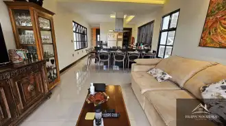 Excelente imóvel contemporâneo com 3 suítes e 245m² de construção, localização maravilhosa! - cspaty750