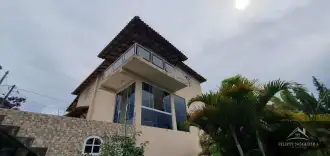 Vendo imóvel com 3 quartos e duas salas no Centro de Miguel Pereira. - csmar750