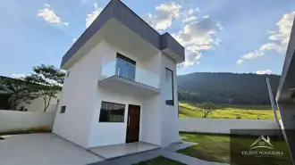 Lançamento - Excelente imóvel contemporâneo de 3 quartos sendo duas suítes, fino acabamento. - csra790