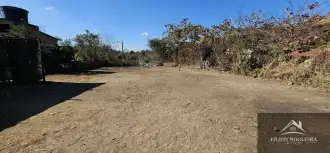 Excelente terreno de esquina com 560m², pronto para construir. - trla130