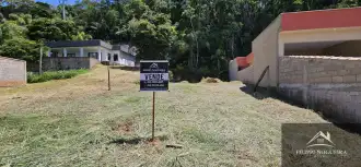 Ótima localização - Excelente terreno plano à 900 metros do Centro de Paty, bairro nobre! - trso170