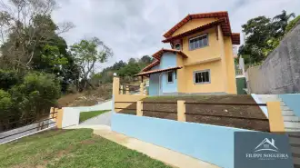 Casa nova com 2 quartos próxima ao lago de Javary - csport520k