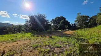 Terrenos com vista para as montanhas, excelente topografia e a apenas 1 km do Centro de Miguel Pereira. - FNTE00009