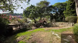 Oportunidade! Área comercial com 1.275 m² e saída para duas ruas no Centro de Miguel Pereira. - FNCA60002