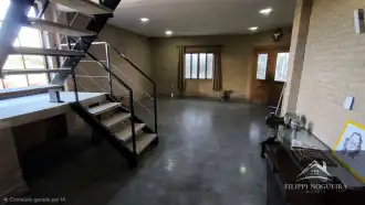 Casa moderna com 4 quartos, sendo uma suíte, lareira e energia Solar em Miguel Pereira. - FNCA40006