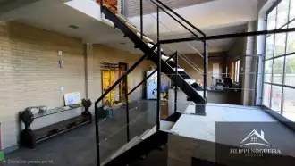 Casa moderna com 4 quartos, sendo uma suíte, lareira e energia Solar em Miguel Pereira. - FNCA40006