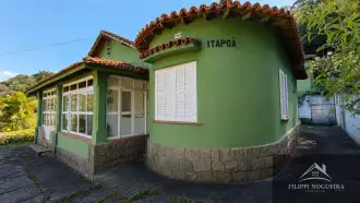 Oportunidade em Miguel Pereira: Propriedade com duas casas em amplo terreno de 3.100m². - FNCA60003