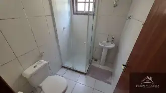 Apartamento térreo de 2 quartos sendo uma suíte, varanda e vaga em condomínio tranquilo. - FNAP20001
