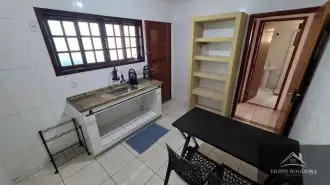 Apartamento térreo de 2 quartos sendo uma suíte, varanda e vaga em condomínio tranquilo. - FNAP20001
