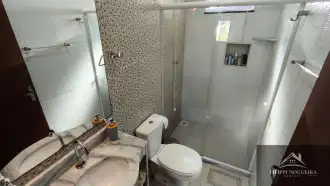 Casa com 2 quartos, sendo uma suíte, em um área total de 657,39m² em Miguel Pereira. - FNCA20012
