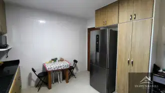 Casa com 2 quartos, sendo uma suíte, em um área total de 657,39m² em Miguel Pereira. - FNCA20012