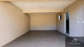 Casa com 2 quartos, sendo uma suíte, em um área total de 657,39m² em Miguel Pereira. - FNCA20012