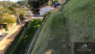 Casa com 2 quartos, sendo uma suíte, em um área total de 657,39m² em Miguel Pereira. - FNCA20012