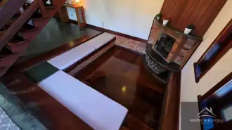Belíssima residência de alto padrão com 6 quartos, sendo 3 suítes, sauna, área gourmet completa em um bairro nobre de Miguel Pereira. - casavillage2100