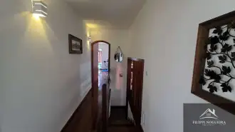 Belíssima residência de alto padrão com 6 quartos, sendo 3 suítes, sauna, área gourmet completa em um bairro nobre de Miguel Pereira. - casavillage2100